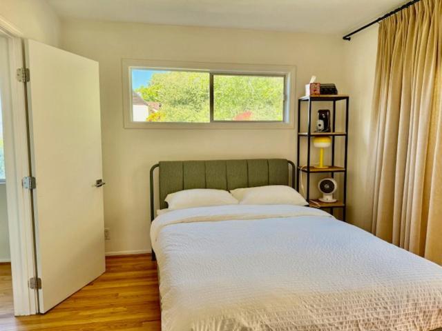 Mid Century Serenity * Los Angeles